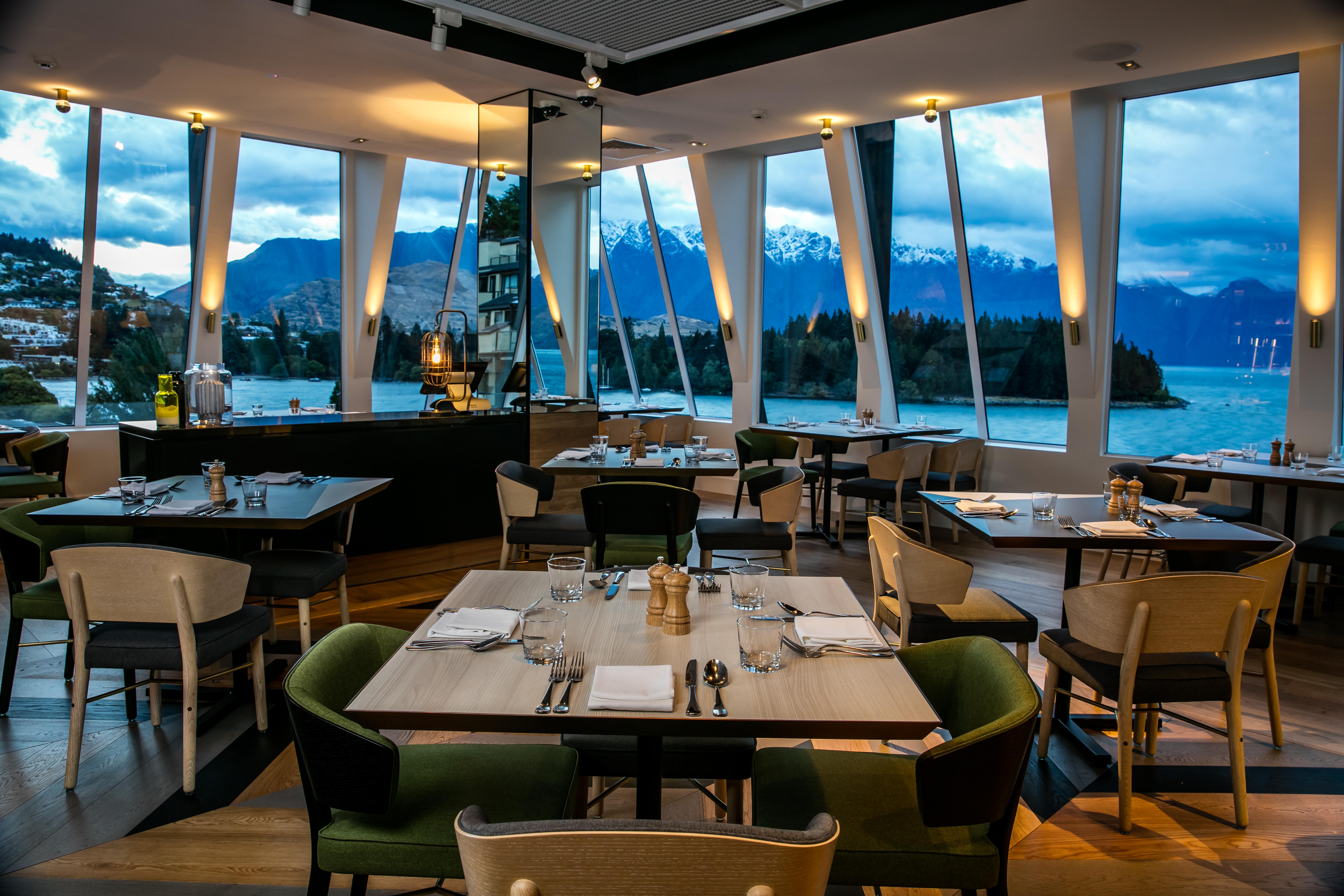 Qt Queenstown Dış mekan fotoğraf The restaurant